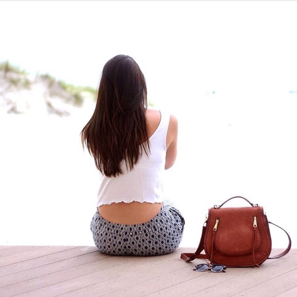 Rebecca Minkoff Large Vanity Saddle Crossbody Bag - Picture 5 of 8